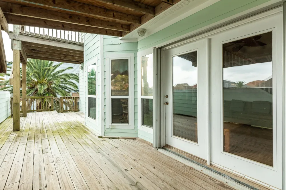 139 Driftwood Road Freeport, TX 77541