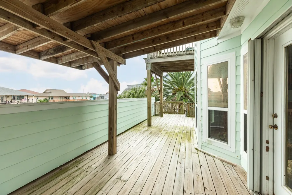 139 Driftwood Road Freeport, TX 77541