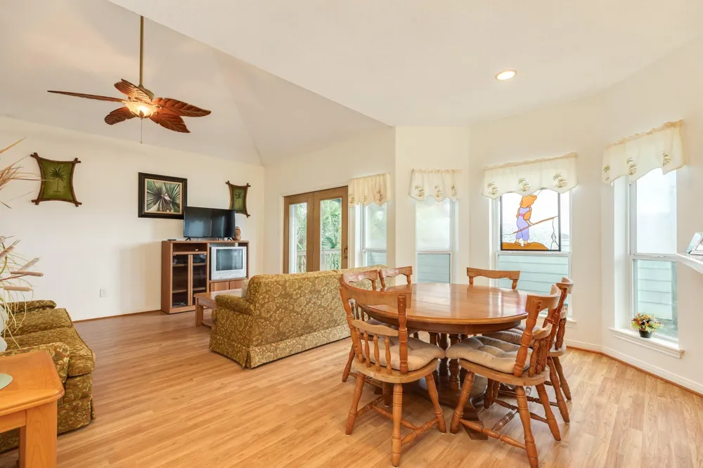 139 Driftwood Road Freeport, TX 77541