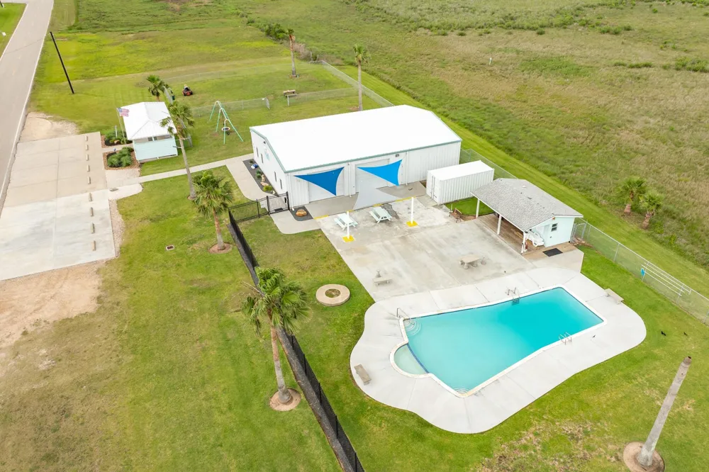 139 Driftwood Road Freeport, TX 77541