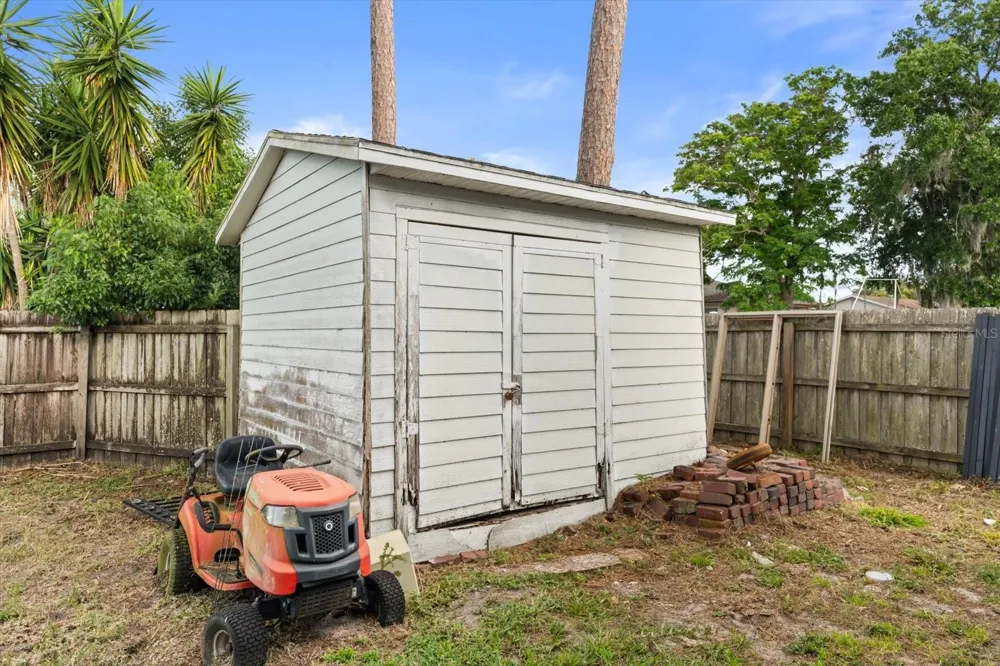 621 PRAIRIE LANE Altamonte Springs, FL 32714