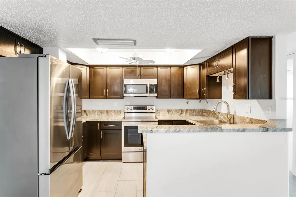 450 TREASURE ISLAND CAUSEWAY #104 Treasure Island, FL 33706