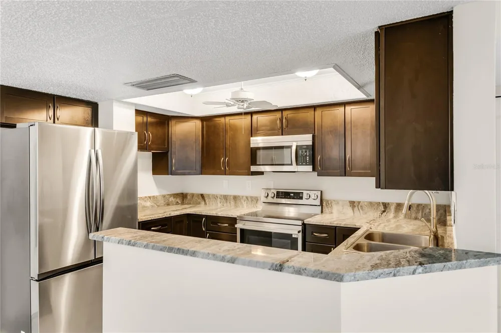 450 TREASURE ISLAND CAUSEWAY #104 Treasure Island, FL 33706