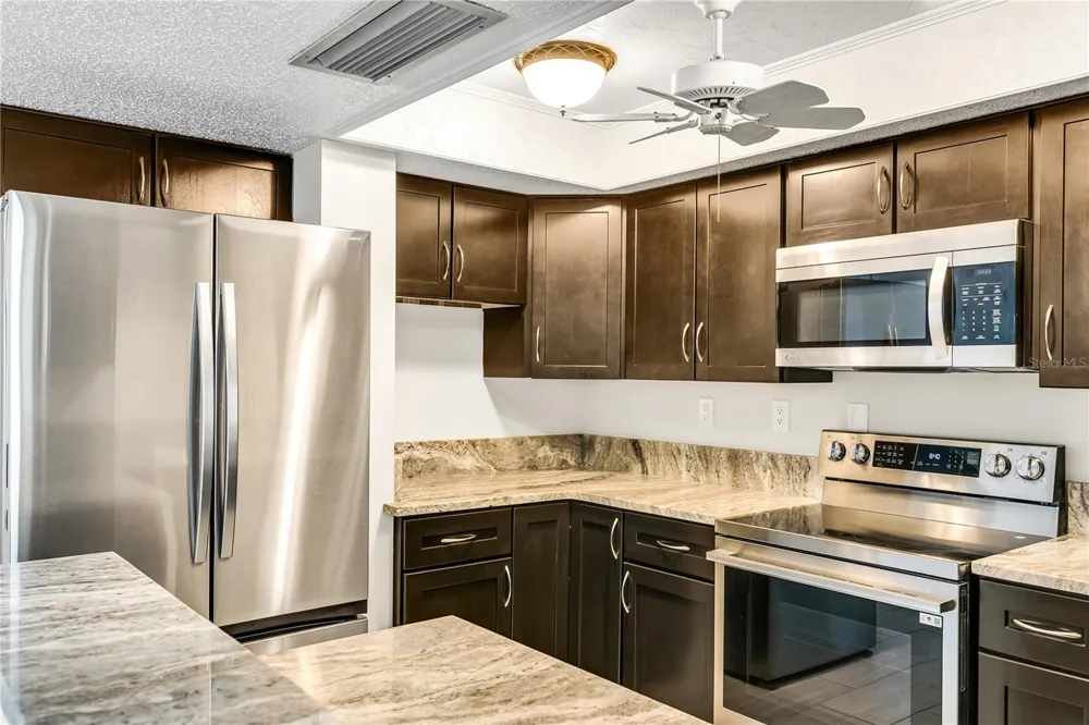 450 TREASURE ISLAND CAUSEWAY #104 Treasure Island, FL 33706