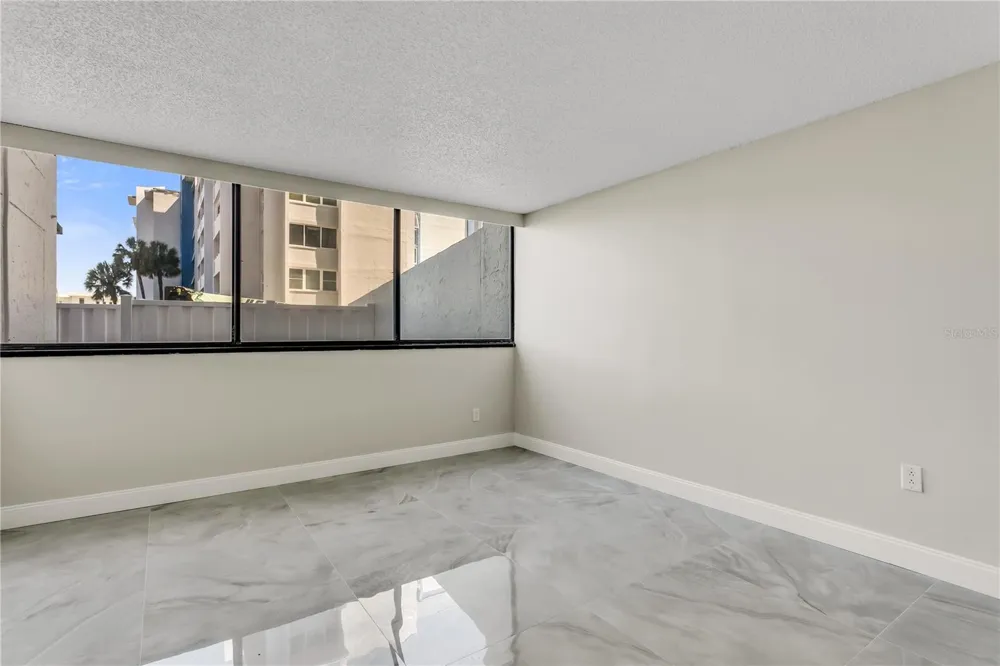 450 TREASURE ISLAND CAUSEWAY #104 Treasure Island, FL 33706