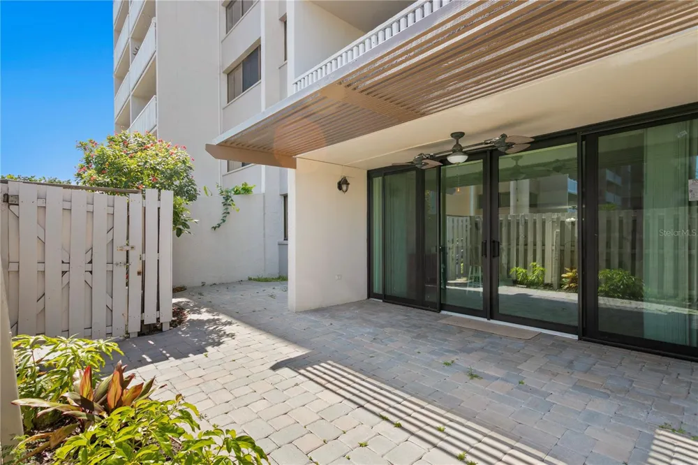 450 TREASURE ISLAND CAUSEWAY #104 Treasure Island, FL 33706