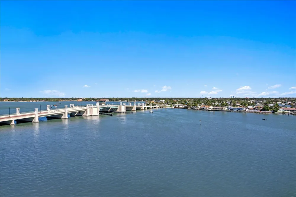 450 TREASURE ISLAND CAUSEWAY #104 Treasure Island, FL 33706
