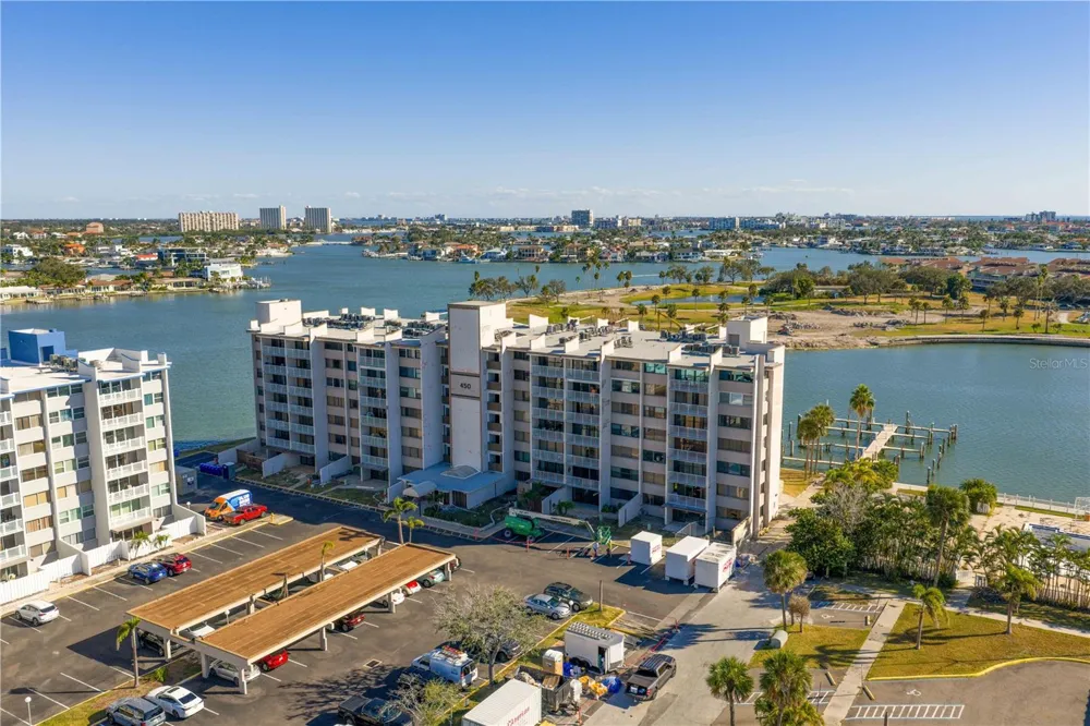 450 TREASURE ISLAND CAUSEWAY #104 Treasure Island, FL 33706