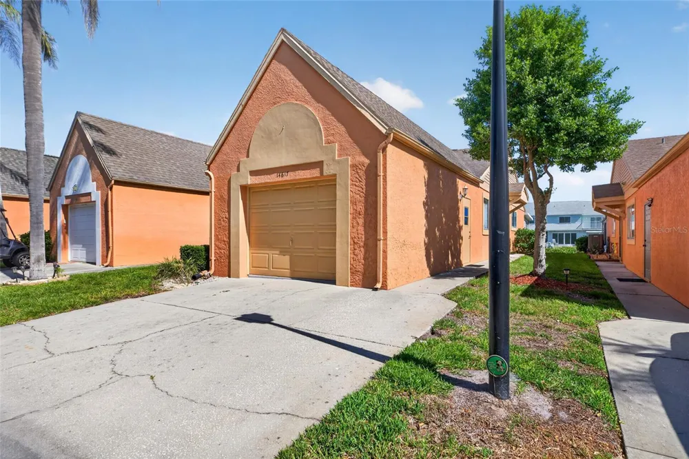 14617 LORIDAWN DRIVE #8 Seminole, FL 33776