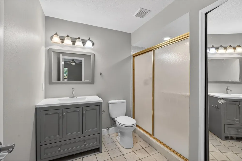 14617 LORIDAWN DRIVE #8 Seminole, FL 33776