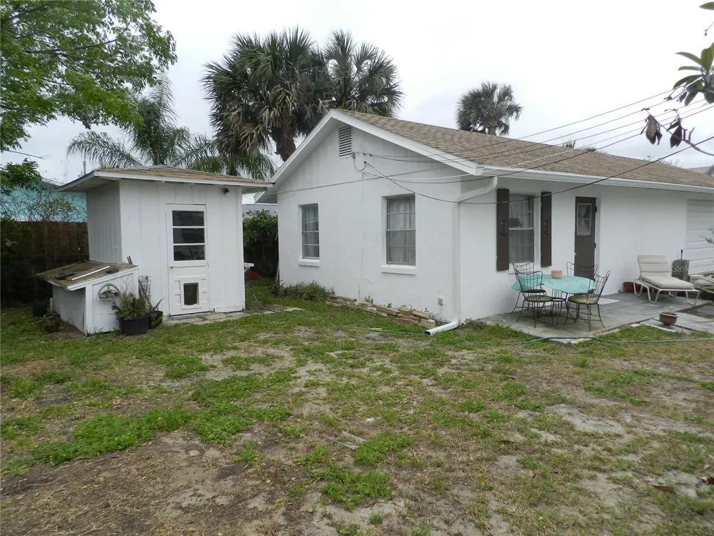 805 OCEAN AVENUE New Smyrna Beach, FL 32169