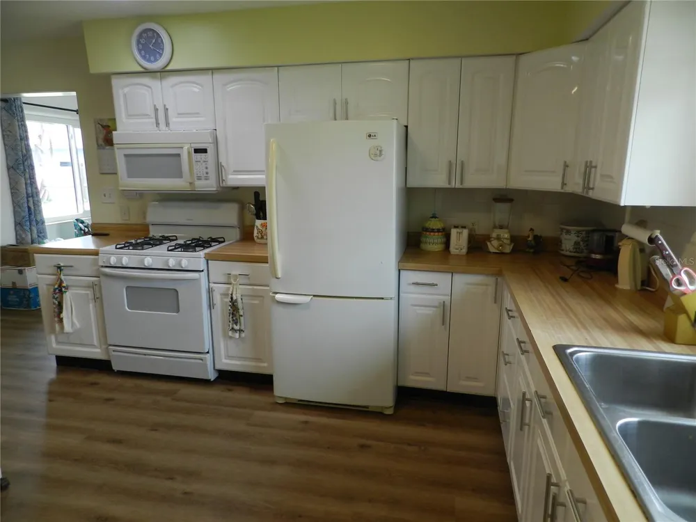 805 OCEAN AVENUE New Smyrna Beach, FL 32169