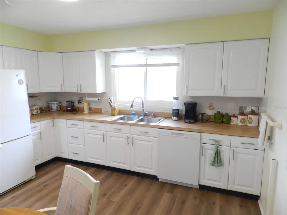 805 OCEAN AVENUE New Smyrna Beach, FL 32169