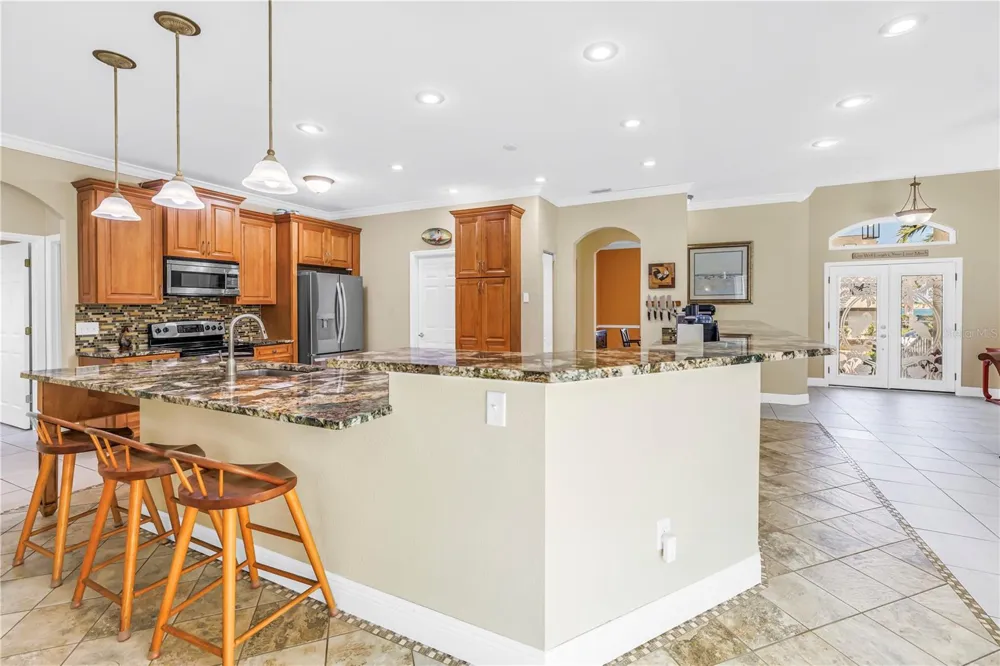 343 8TH AVENUE Tierra Verde, FL 33715