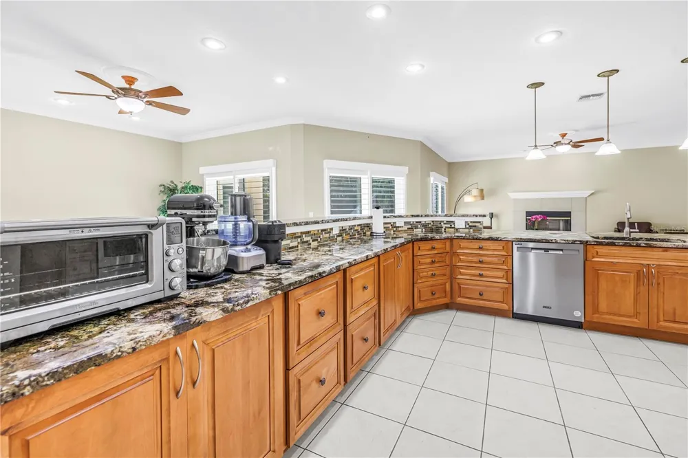 343 8TH AVENUE Tierra Verde, FL 33715