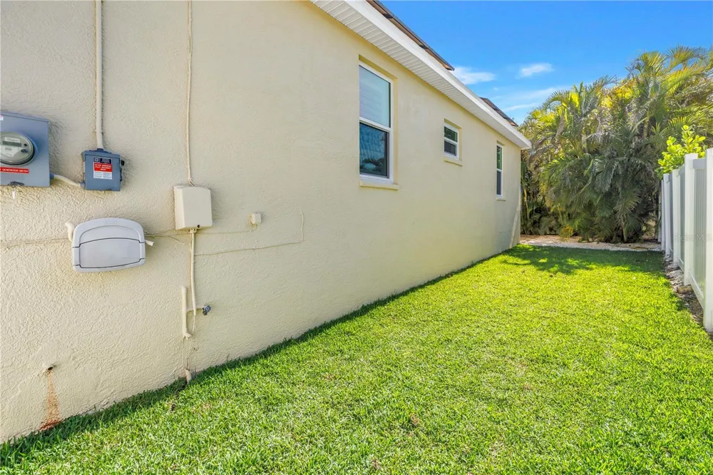 343 8TH AVENUE Tierra Verde, FL 33715