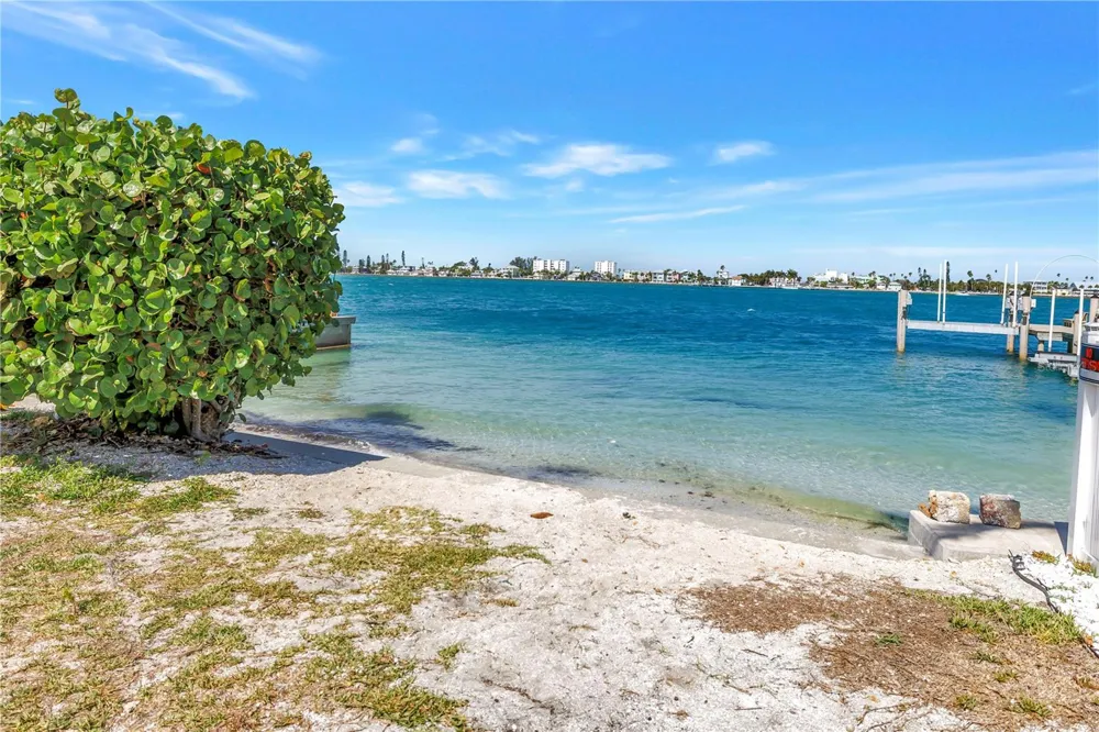 343 8TH AVENUE Tierra Verde, FL 33715