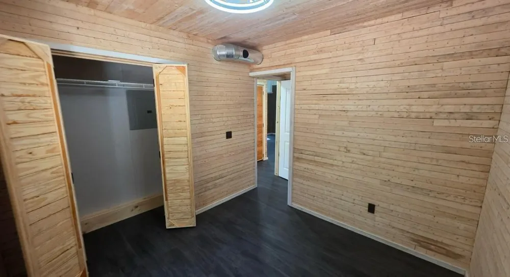 401 SW KEMP COURT #Suite B Lake City, FL 32024