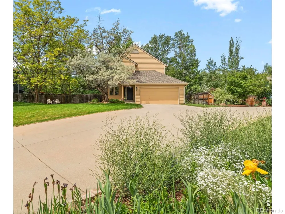 4461 Pembroke