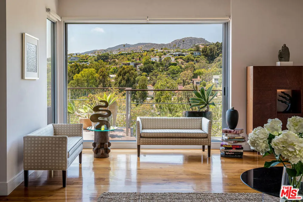 865 Oreo Place Pacific Palisades, CA 90272