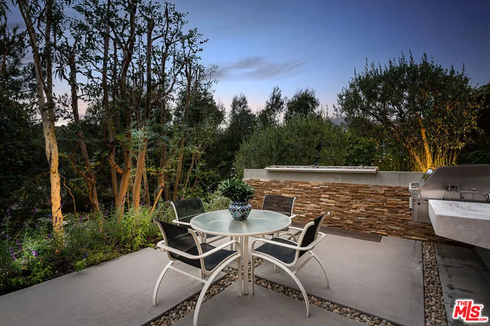 865 Oreo Place Pacific Palisades, CA 90272