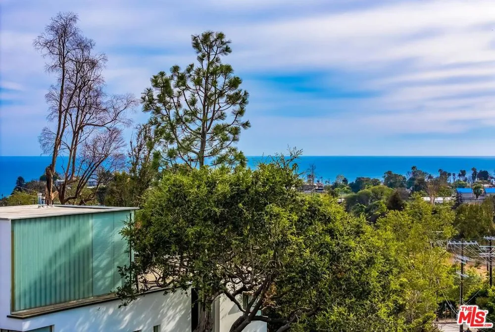 865 Oreo Place Pacific Palisades, CA 90272