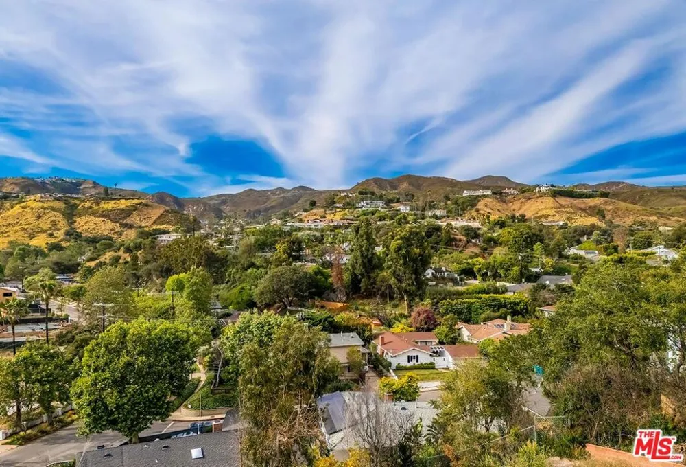 865 Oreo Place Pacific Palisades, CA 90272