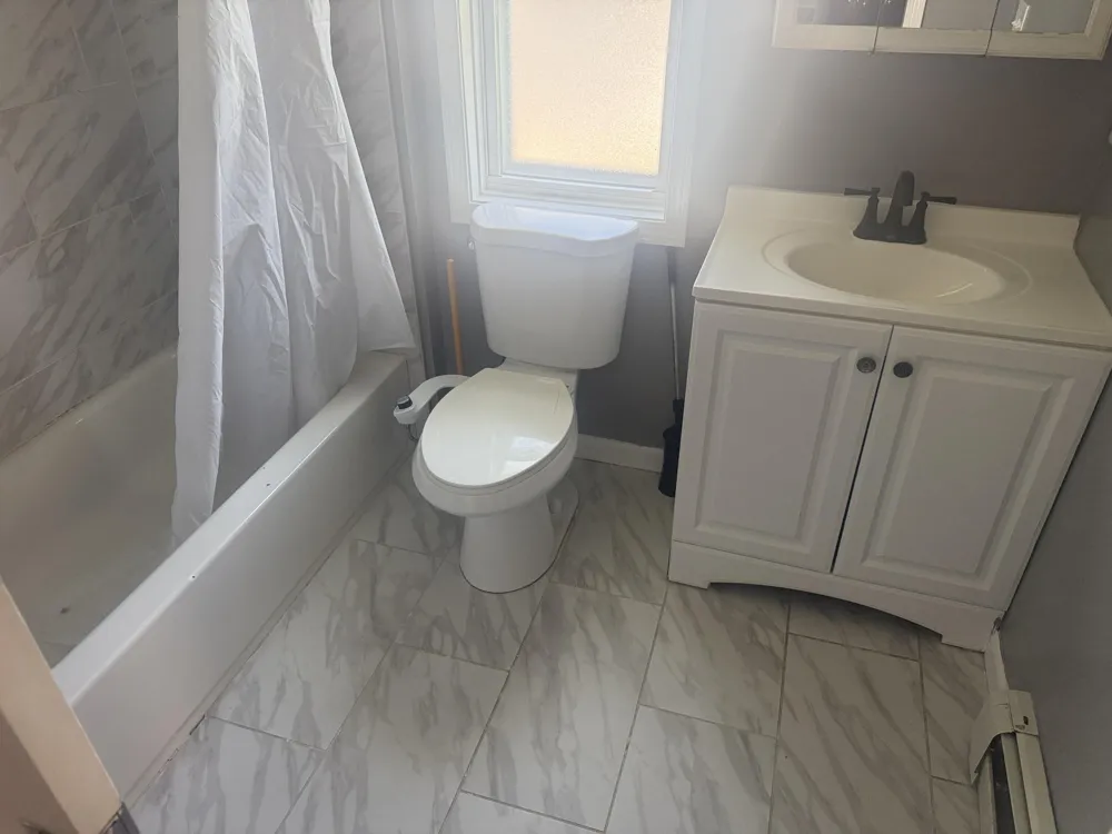 22713 Lanse Street Saint Clair Shores, MI 48081