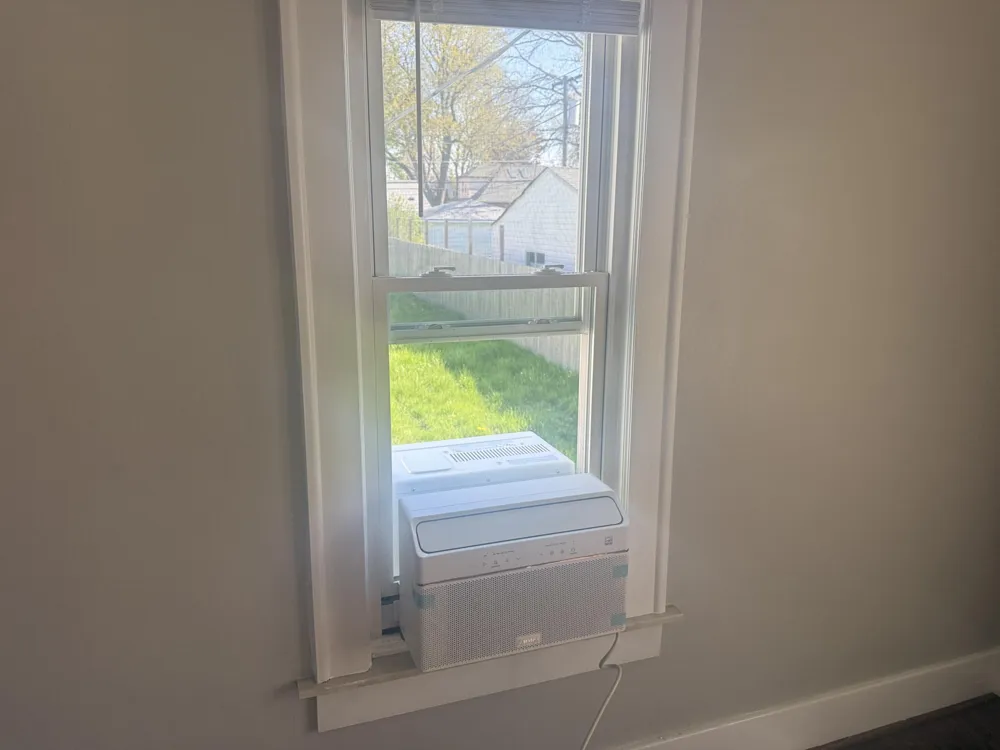 22713 Lanse Street Saint Clair Shores, MI 48081