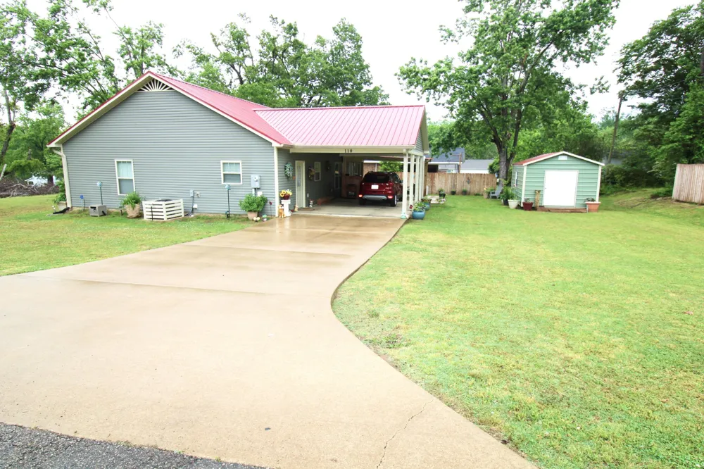 110 Goodman St Savannah, TN 38372