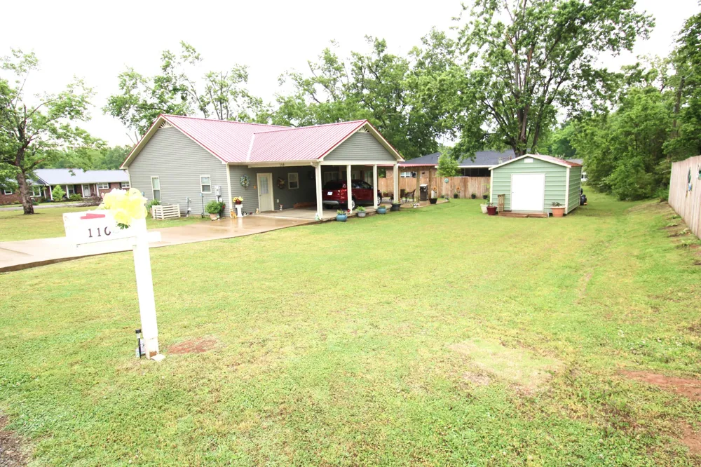 110 Goodman St Savannah, TN 38372