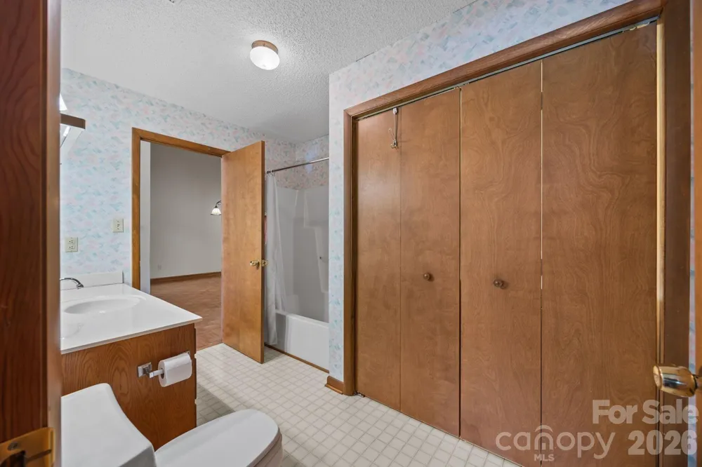 1305 Wellington Hills Circle Salisbury, NC 28147