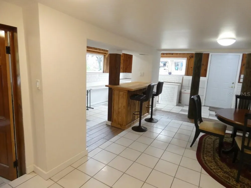 2215 S HUNT POINT Crystal River, FL 34429