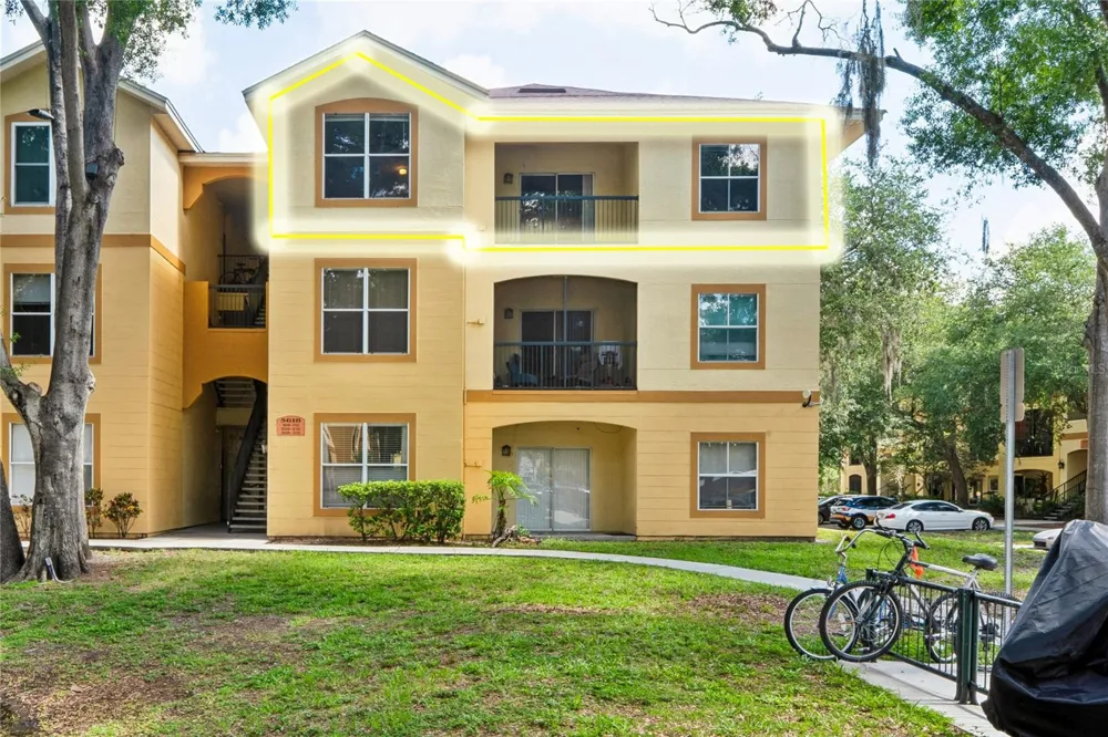 5618 PINNACLE HEIGHTS CIRCLE #312 Tampa, FL 33624