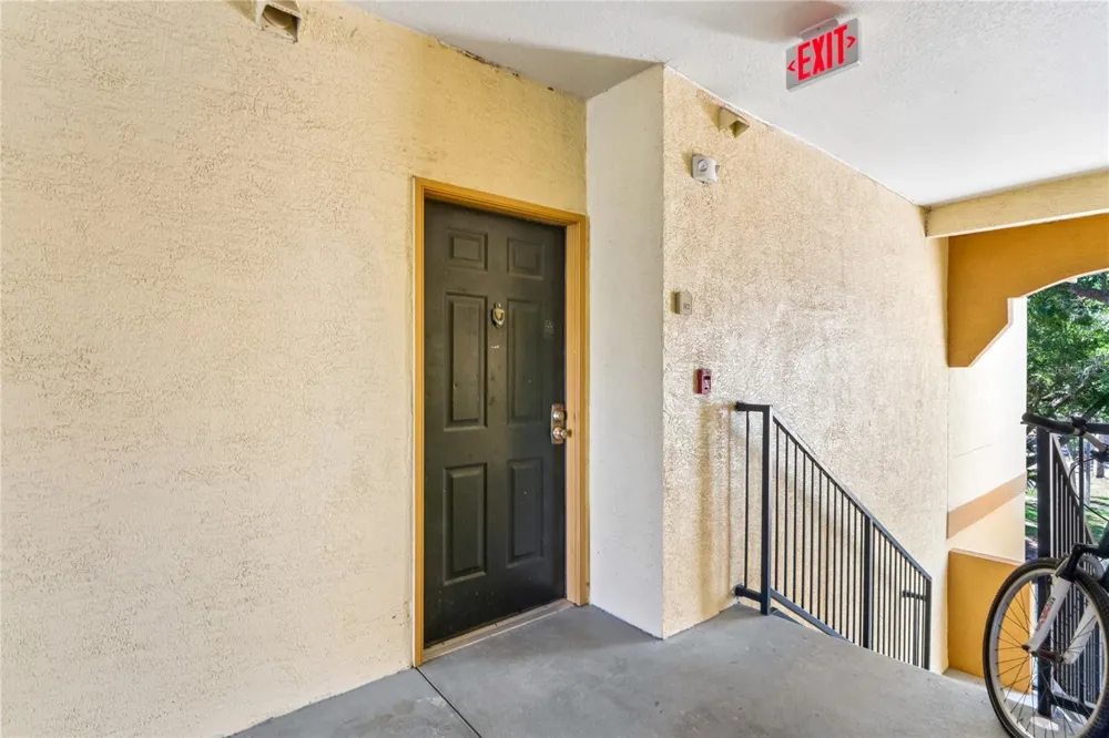 5618 PINNACLE HEIGHTS CIRCLE #312 Tampa, FL 33624