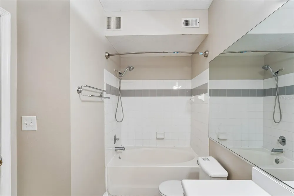 5618 PINNACLE HEIGHTS CIRCLE #312 Tampa, FL 33624