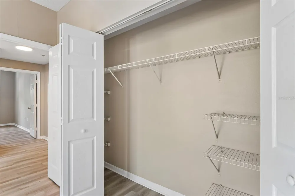 5618 PINNACLE HEIGHTS CIRCLE #312 Tampa, FL 33624