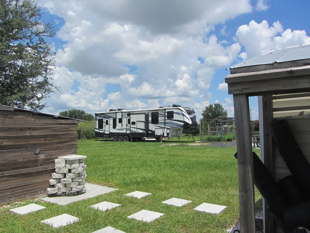 46365 STATE ROAD 64 E Myakka City, FL 34251