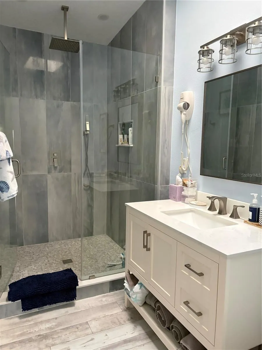 629 GARLAND CIRCLE Indian Rocks Beach, FL 33785
