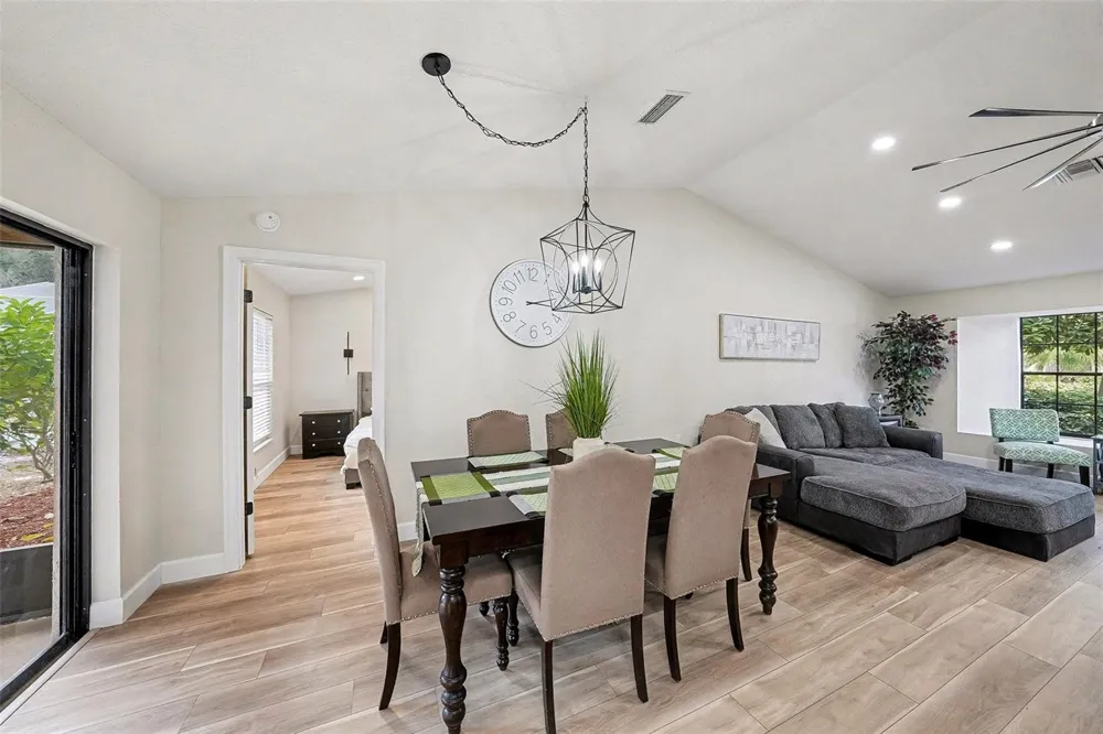 11325 GLENMONT DRIVE Tampa, FL 33635