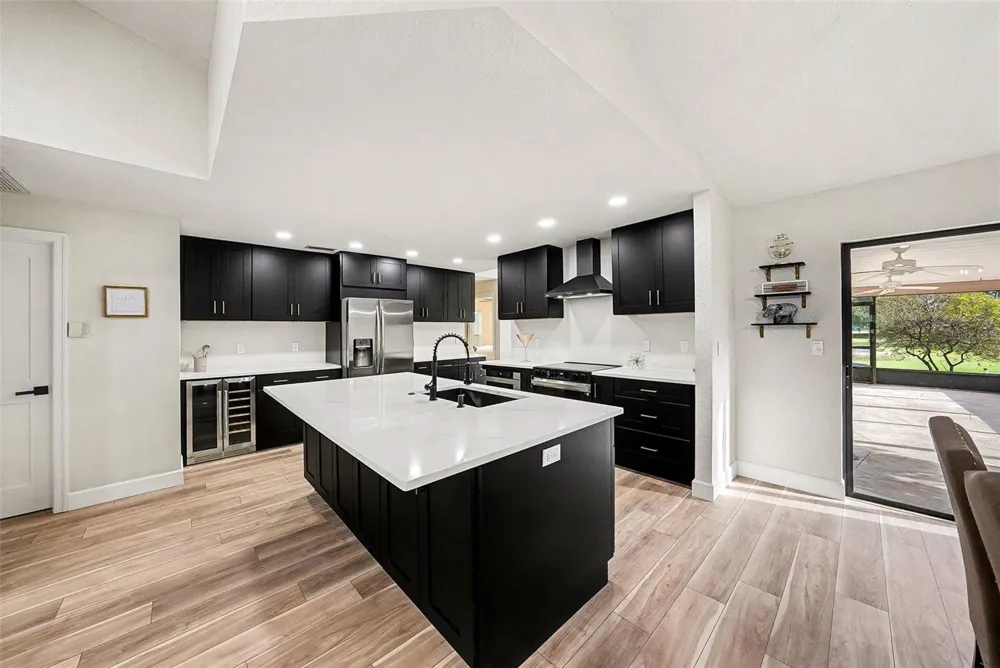 11325 GLENMONT DRIVE Tampa, FL 33635