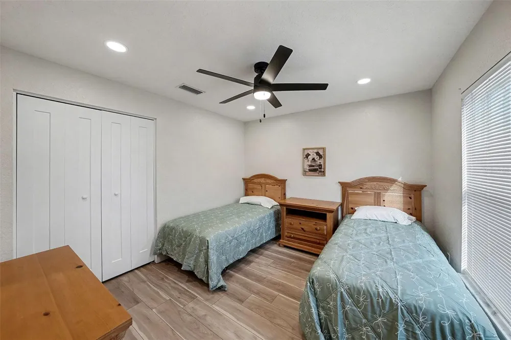 11325 GLENMONT DRIVE Tampa, FL 33635