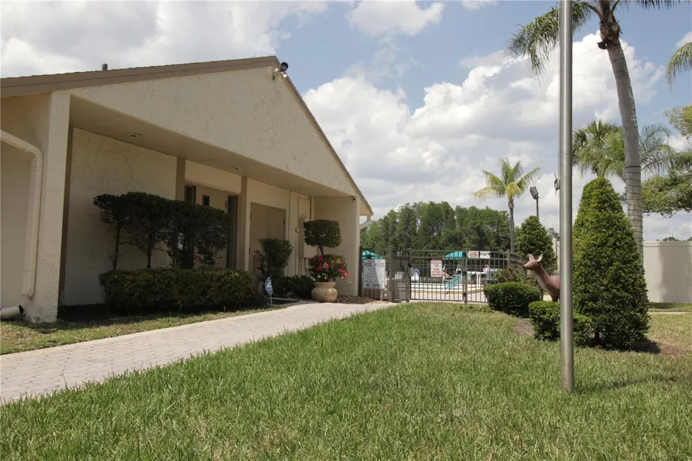 3232 LAKE PINE WAY E #G1 Tarpon Springs, FL 34688