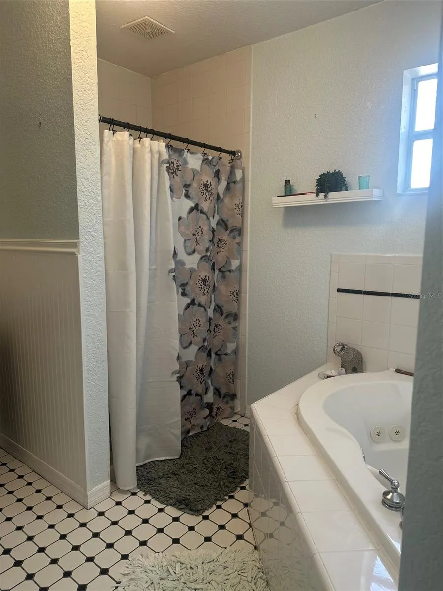 Address Not Shown St Petersburg, FL 33712
