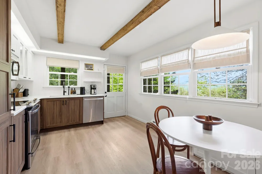 821 Summit Drive Maggie Valley, NC 28751