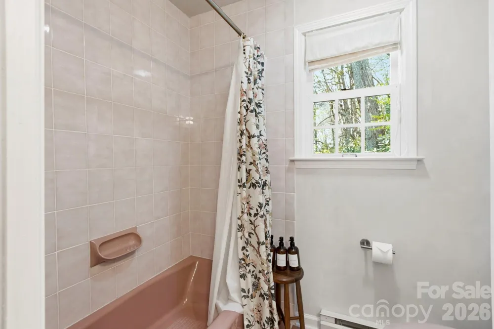 821 Summit Drive Maggie Valley, NC 28751