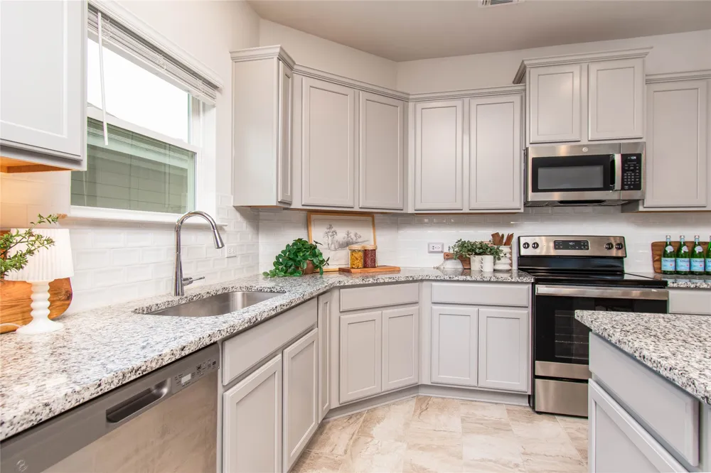 736 Jersey Court Troy, TX 76579