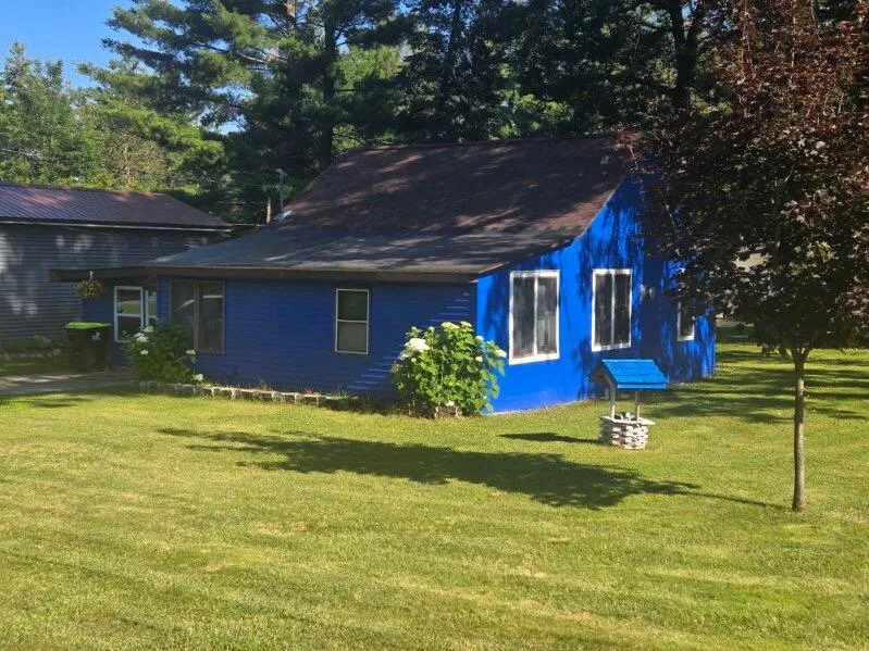 10215 E Madison Road St. Helen, MI 48656