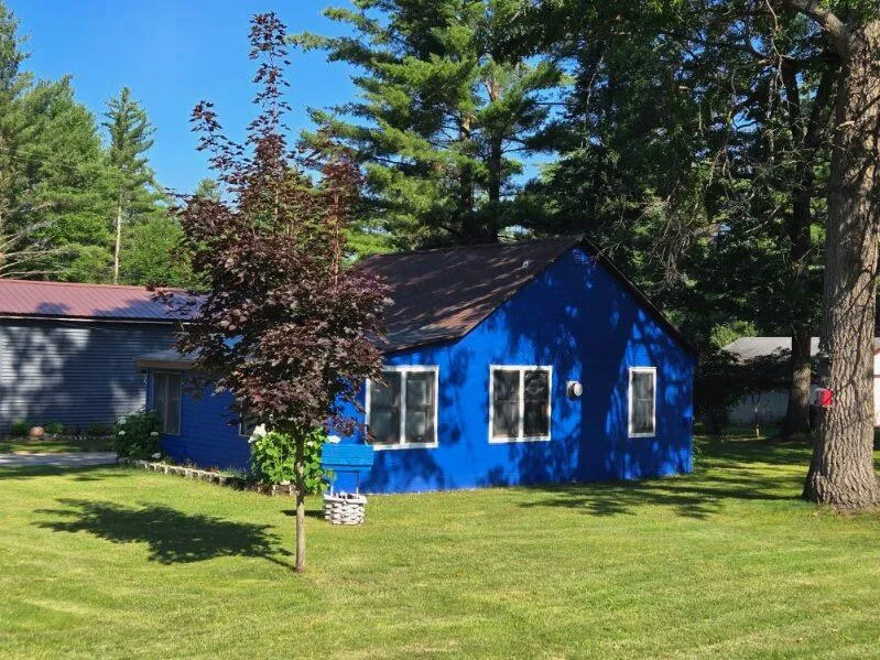 10215 E Madison Road St. Helen, MI 48656