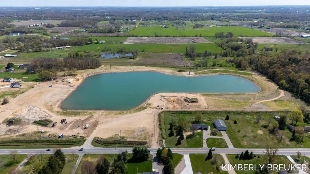 6536 Fillmore Street Allendale, MI 49401